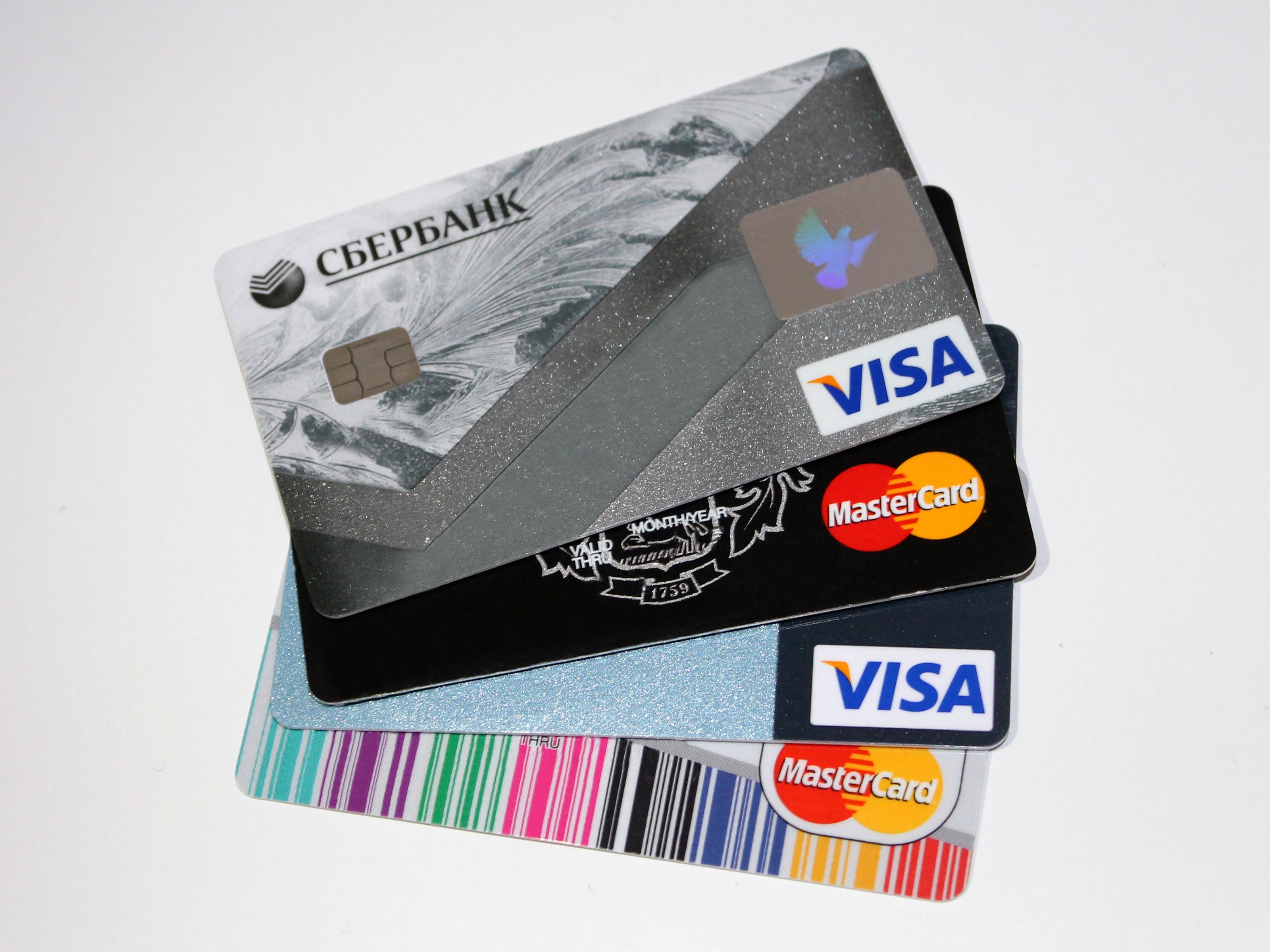 bank-banking-cards-462368 | Aplikasi Absensi Android Untuk Karyawan