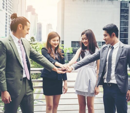 Bonding Karyawan Penting dan Idenya