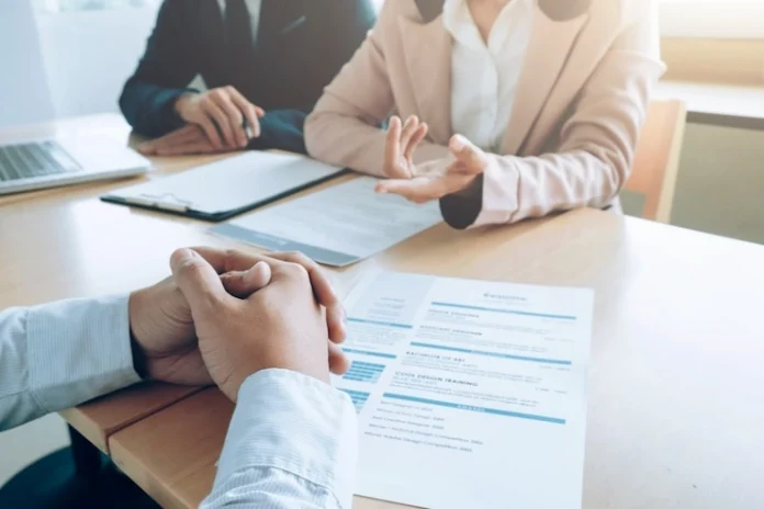 https://www.kantorkita.co.id/blog/siapa-saja-yang-bisa-mendapatkan-bantuan-umkm-panduan-lengkap/