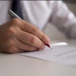 Alasan Izin Tidak Masuk Kerja Mendadak: Alasan yang Diterima dan Tidak Alasan Izin