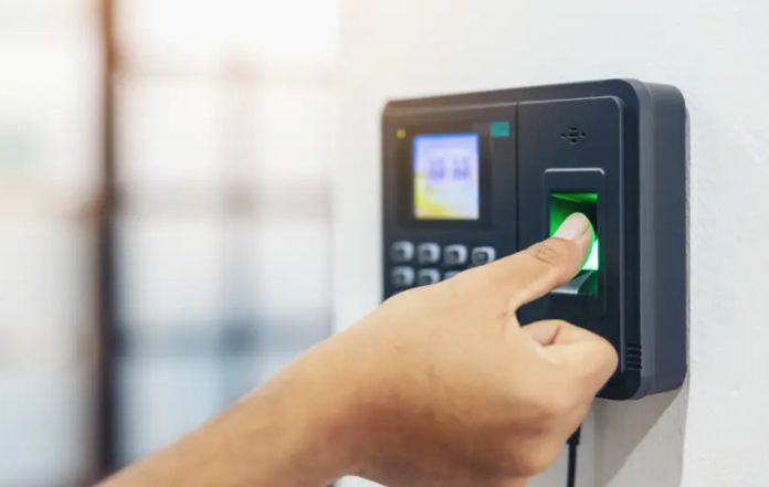 Alat Absensi Sidik Jari Akurat untuk Keamanan dan Ketepatan Data