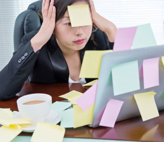 Dari Excel ke Smart HR: Kerja Gak Perlu Stres