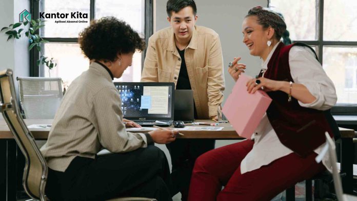 Mengenal Berbagai Karakter Rekan Kerja di Kantor