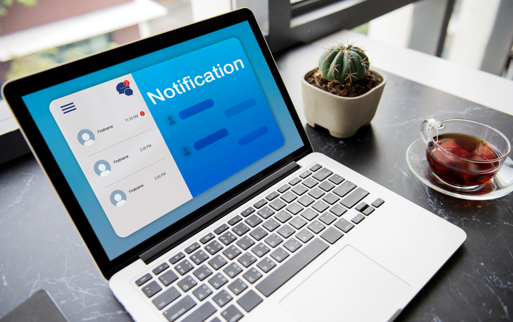 Aplikasi Absensi Karyawan dengan Notifikasi & Laporan Lengkap